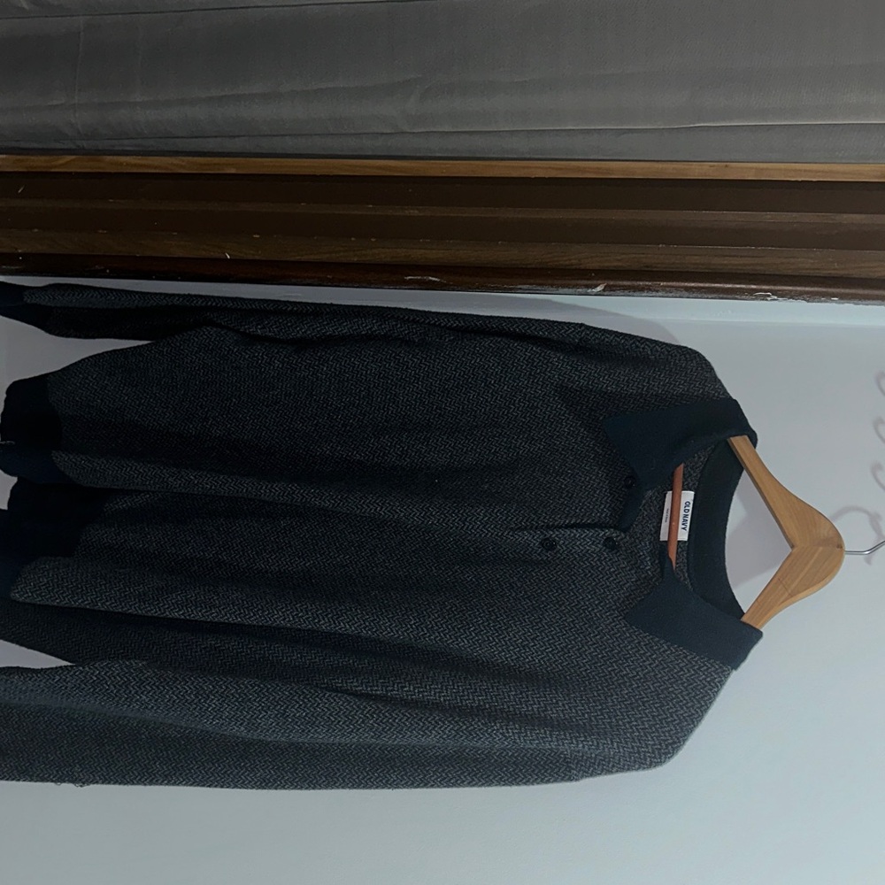 Old Navy Men's V-Neck Sweater - Dark Gray